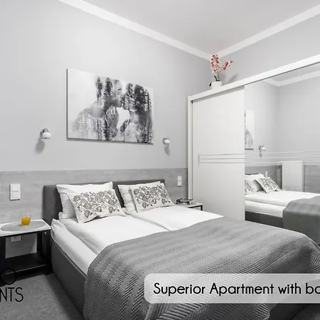 Primero Elegant Old Town 4*