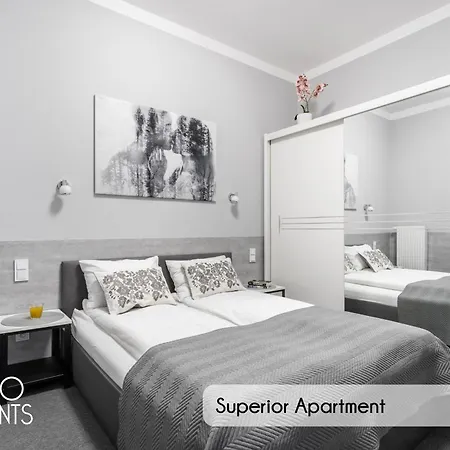 Primero Elegant Old Town Aparthotel