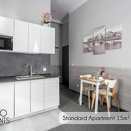 Primero Elegant Old Town Aparthotel