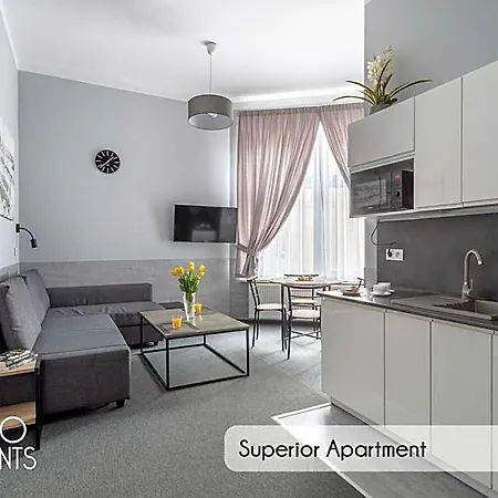 Primero Elegant Old Town 4*